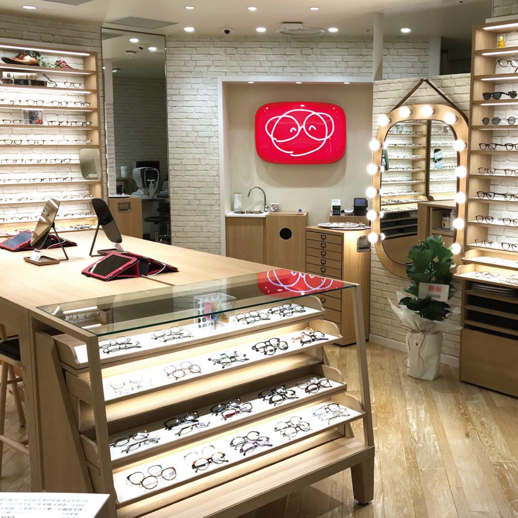 MEGANE_TANAKA_square01